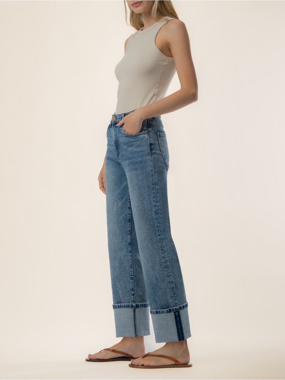 KUT FROM THE KLOTH Sienna High Rise Straight Leg Jean - Picture 2 of 13